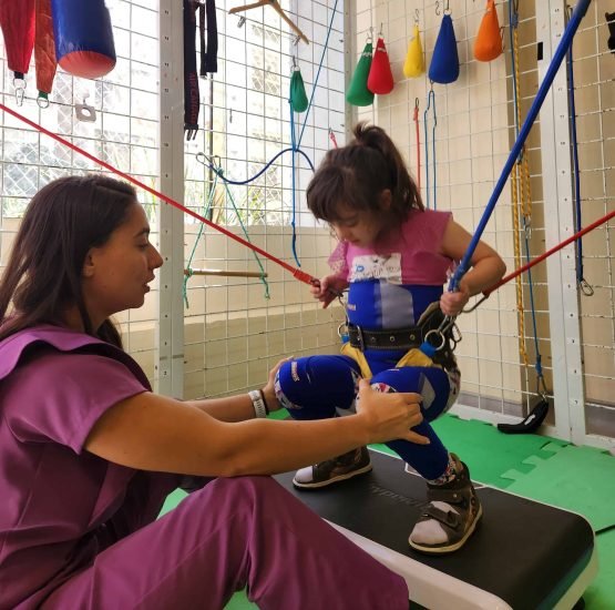 Fisioterapia - Plataforma Vibratória - Gabriela - Julia - Agost - 2024 (1)